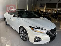 Nissan Maxima